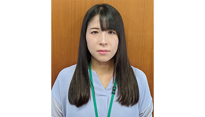 岡本 菜々実 教諭