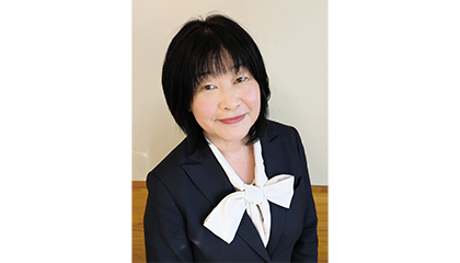 岡本 菜々実 教諭